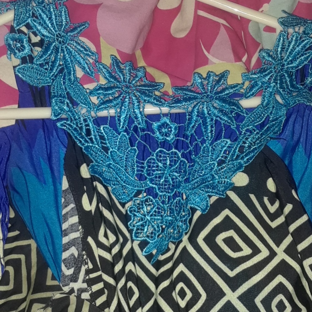 DRESS - Picture 2 of 3